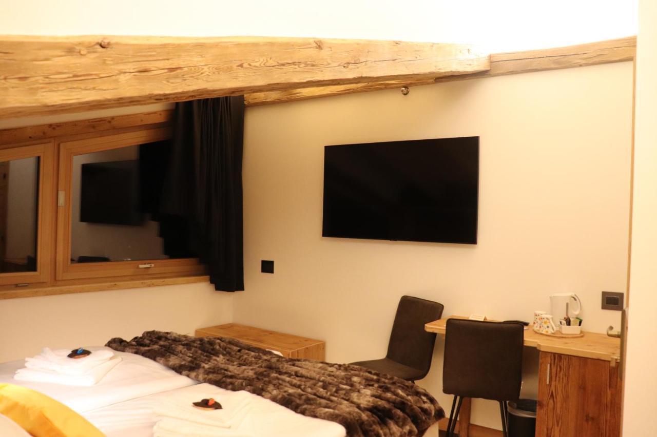 Hotel Ciasa Lorenzi Cortina dʼAmpezzo Esterno foto